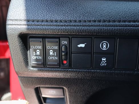 Used 2023 Honda Odyssey Sport image 23