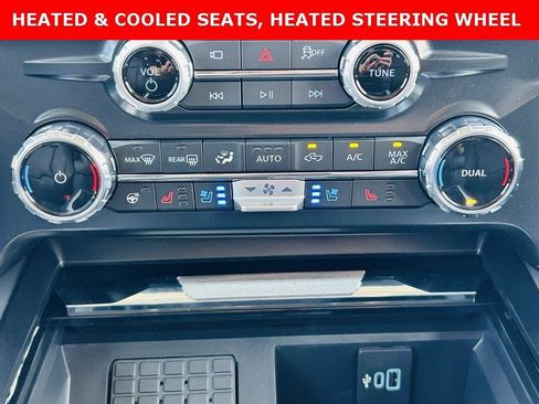 New 2025 Ford F250 Lariat w/ Black Appearance Package image 5