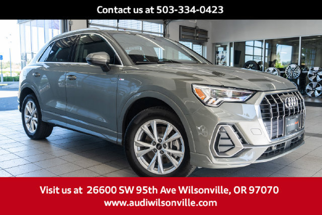 Used 2025 Audi Q3 2.0T Premium Plus w/ Premium Plus Package AWD/4WD image 1