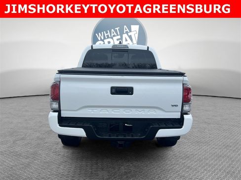 Used 2023 Toyota Tacoma TRD Sport image 5