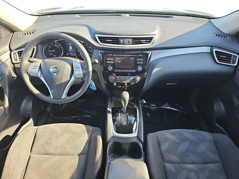 Used 2016 Nissan Rogue S AWD/4WD image 9