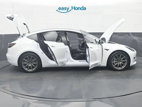 Used 2018 Tesla Model 3 Mid Range RWD image 40