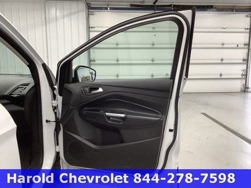 Used 2019 Ford Escape SEL w/ Sun & Style Package image 10