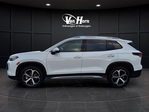 New 2026 Volkswagen Tiguan SE AWD/4WD image 9