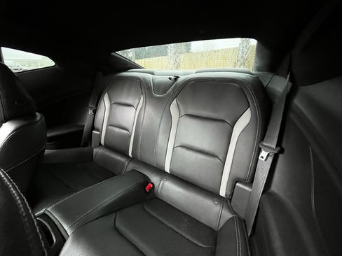 Used 2018 Chevrolet Camaro SS image 19