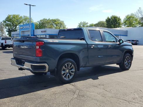 Used 2024 Chevrolet Silverado 1500 LT AWD/4WD image 3