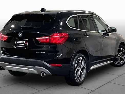 Used 2019 BMW X1 xDrive28i w/ Convenience Package AWD/4WD image 12