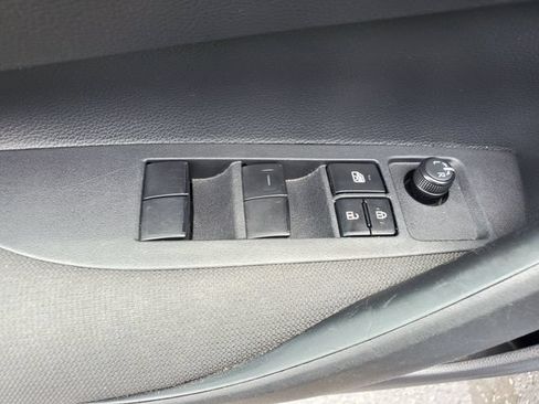 Certified 2025 Toyota Corolla LE FWD image 14