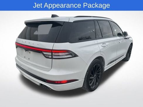 Used 2025 Lincoln Aviator Reserve w/ Equipment Group 201A image 7