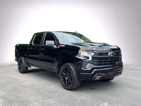Used 2023 Chevrolet Silverado 1500 LT Trail Boss w/ Protection Package AWD/4WD image 2