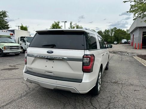 Used 2019 Ford Expedition Platinum AWD/4WD image 5