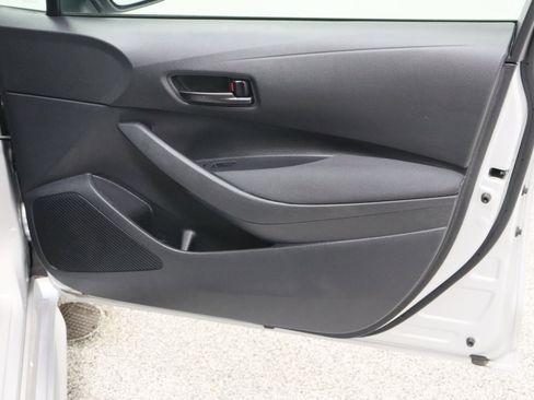 Used 2024 Toyota Corolla LE FWD image 30