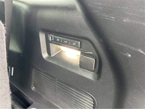 Used 2022 Ford Explorer ST image 20