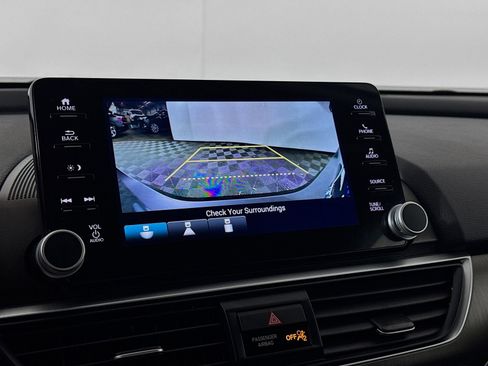 Used 2018 Honda Accord LX image 16