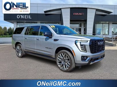 Used 2025 GMC Yukon XL Denali Ultimate w/ LPO, Illumination Package
