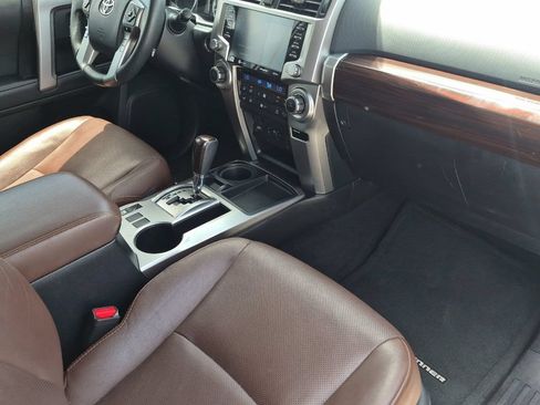 Used 2022 Toyota 4Runner Limited RWD image 17