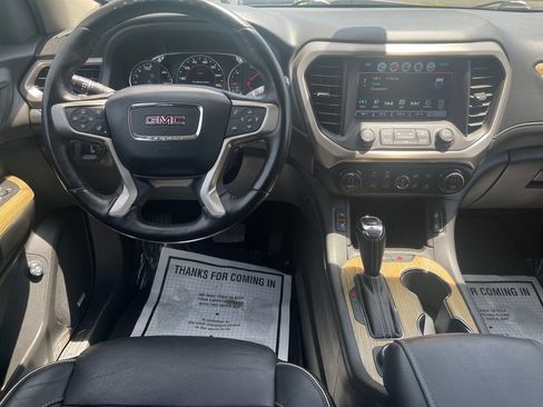 Used 2019 GMC Acadia Denali w/ Technology Package AWD/4WD image 18