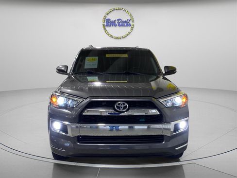 Used 2018 Toyota 4Runner Limited AWD/4WD image 8