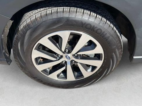Used 2023 Subaru Outback Premium AWD/4WD image 14