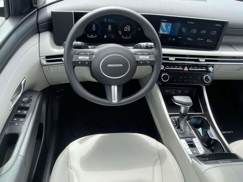 New 2026 Hyundai Tucson SEL FWD image 29