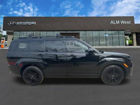 Used 2025 Hyundai Santa Fe Calligraphy image 4