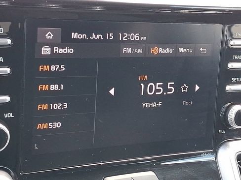 Certified 2023 Kia Sorento LX FWD image 6