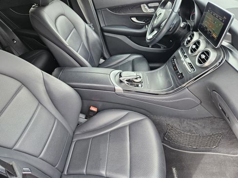 Used 2018 Mercedes-Benz GLC 300 4MATIC Coupe image 10