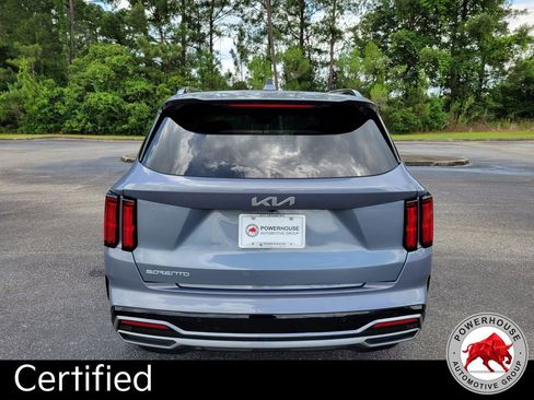 Used 2023 Kia Sorento SX FWD image 5