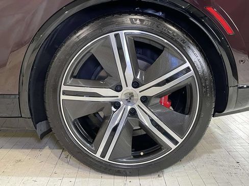 Certified 2024 Porsche Macan Turbo Electric AWD/4WD image 13