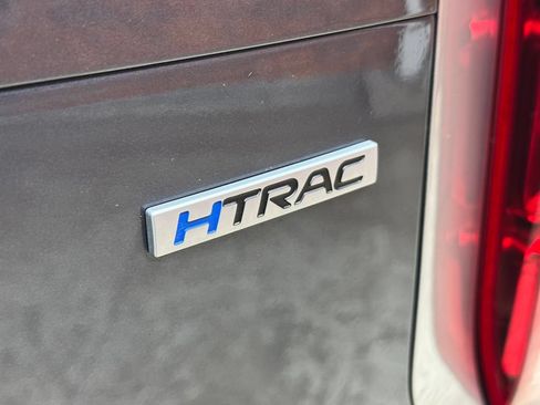 Used 2023 Hyundai Palisade SEL AWD/4WD image 3