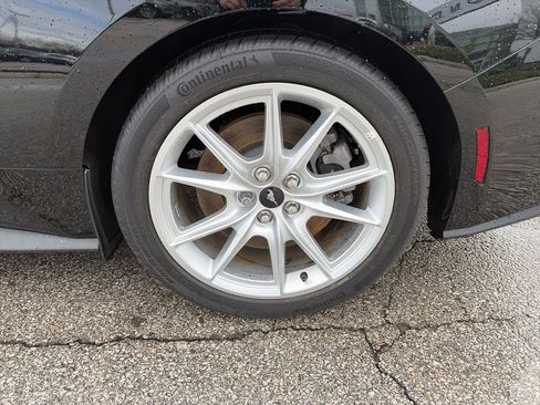 Used 2025 Ford Mustang GT Premium image 12