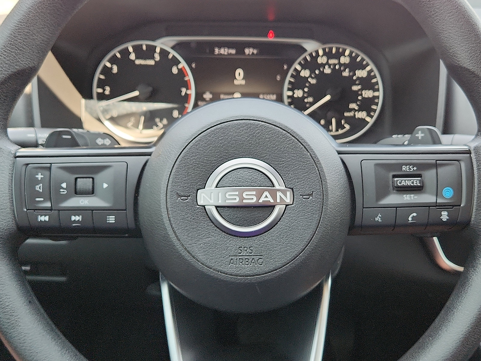 Used 2024 Nissan Rogue SV FWD image 19