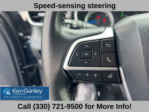 Used 2024 Toyota Highlander XLE image 30