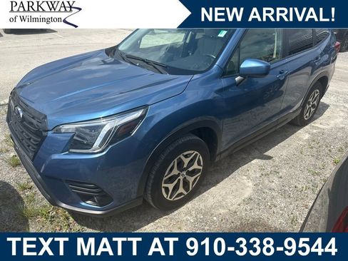 Used 2024 Subaru Forester Premium AWD/4WD image 1