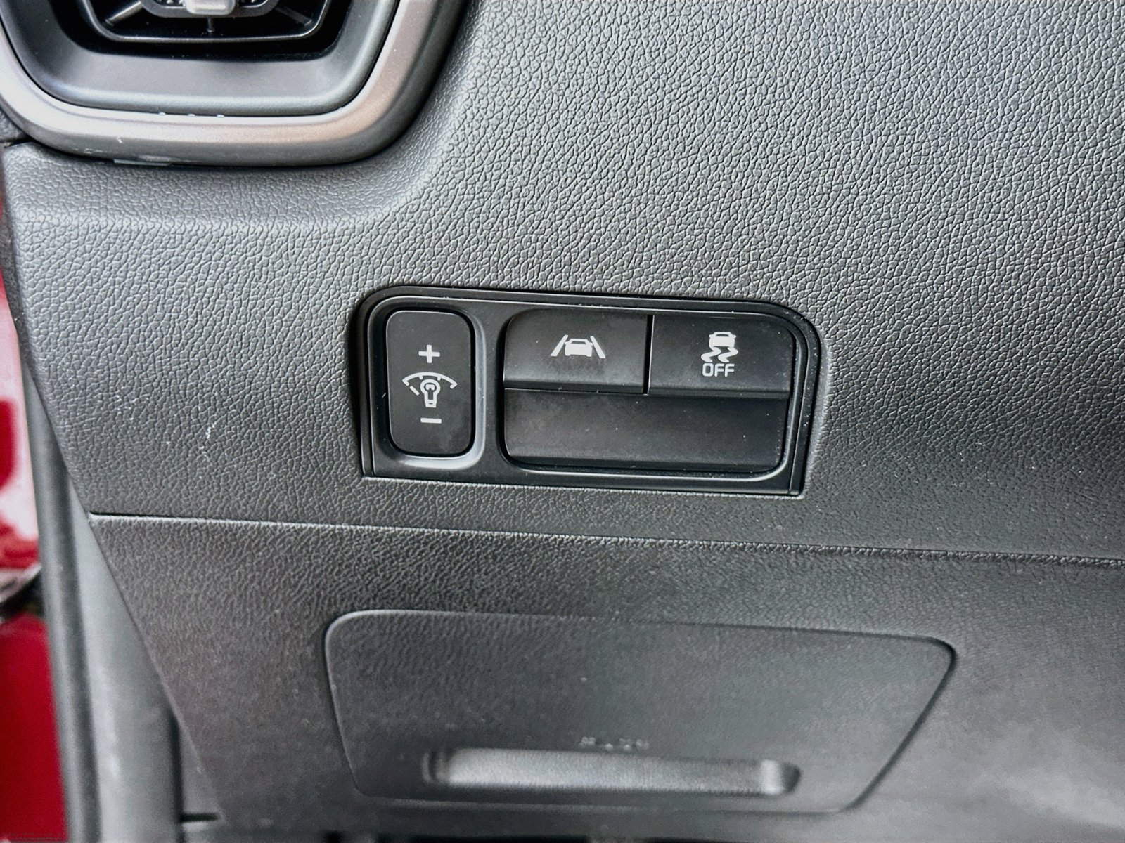 Used 2022 Kia Sorento LX FWD image 11