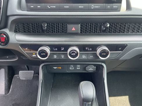 Used 2025 Honda CR-V EX image 19
