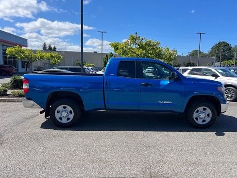 Used 2018 Toyota Tundra SR5 w/ SR5 Upgrade Package AWD/4WD image 6