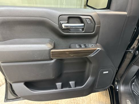 Used 2021 Chevrolet Silverado 1500 LT Trail Boss w/ Convenience Package II image 26