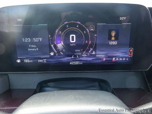 Used 2025 Chevrolet Traverse Z71 w/ Driver Confidence Package image 17