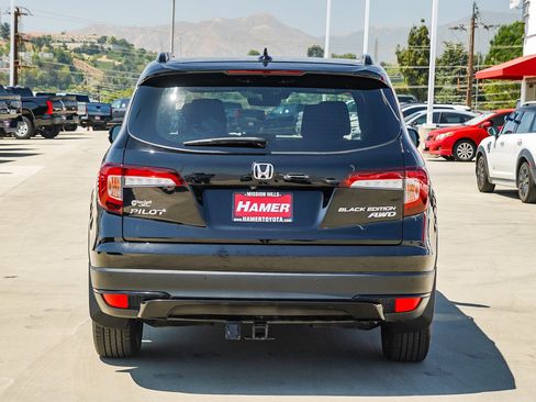 Used 2022 Honda Pilot Black Edition image 6