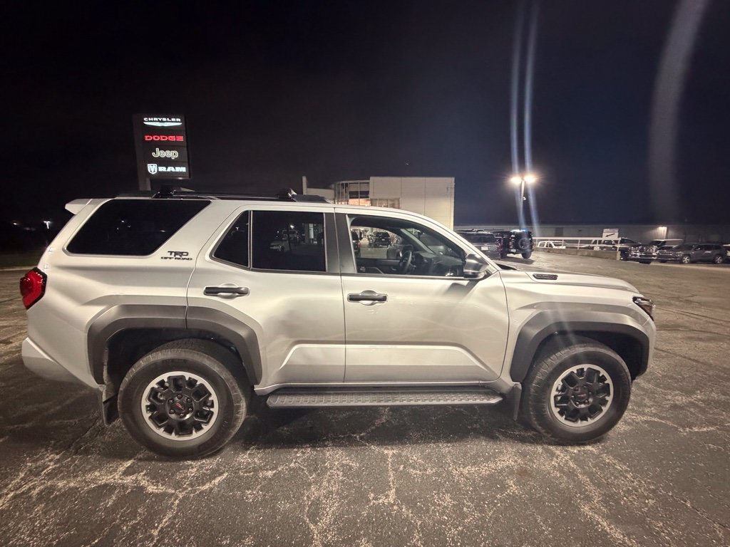 Used 2026 Toyota 4Runner TRD Off-Road AWD/4WD image 7