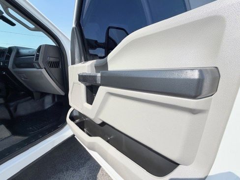 Used 2017 Ford F250 XL w/ Power Equipment Group image 21