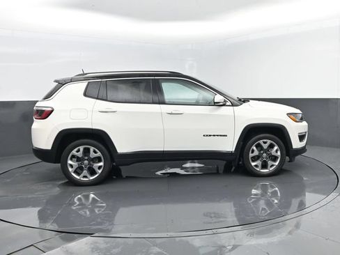 Used 2020 Jeep Compass Limited AWD/4WD image 4