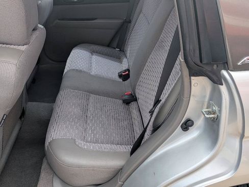Used 2004 Subaru Forester 2.5XS AWD/4WD image 10
