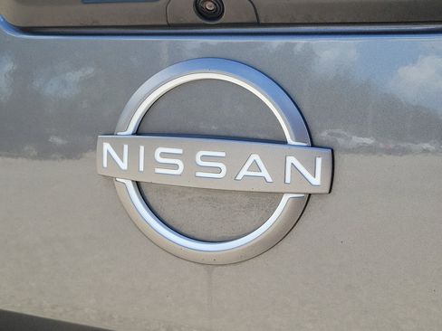 Certified 2024 Nissan Frontier SV w/ Technology Package RWD image 10