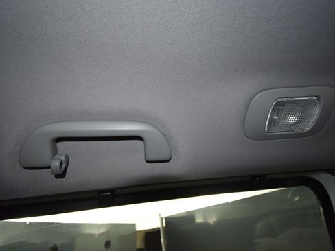 Used 2023 Honda Odyssey EX-L image 30