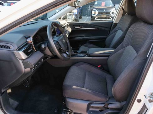 Used 2025 Toyota Camry LE FWD image 20