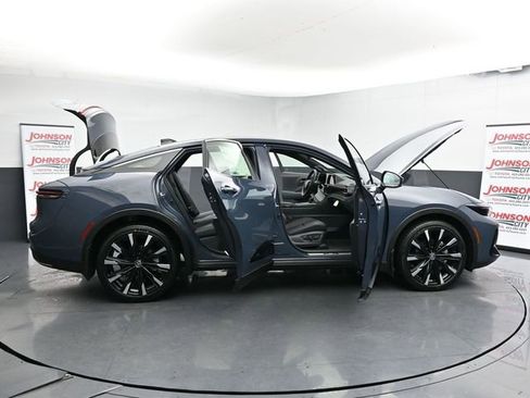 Used 2026 Toyota Crown Platinum AWD/4WD image 37