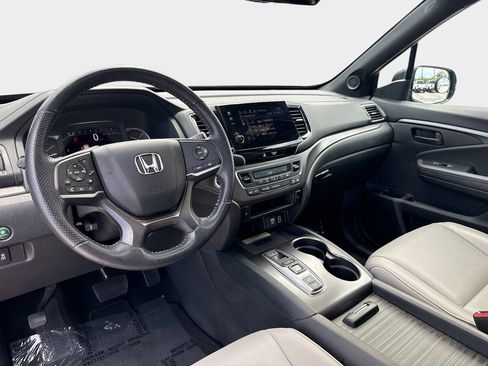 Used 2023 Honda Passport EX-L image 15