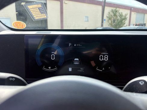 Used 2024 Hyundai Kona SEL FWD image 18